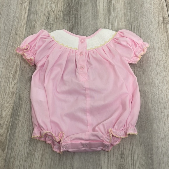 Lillie And Lilah 3 Month Baby Girl Peep Easter Romper - Picture 4 of 4
